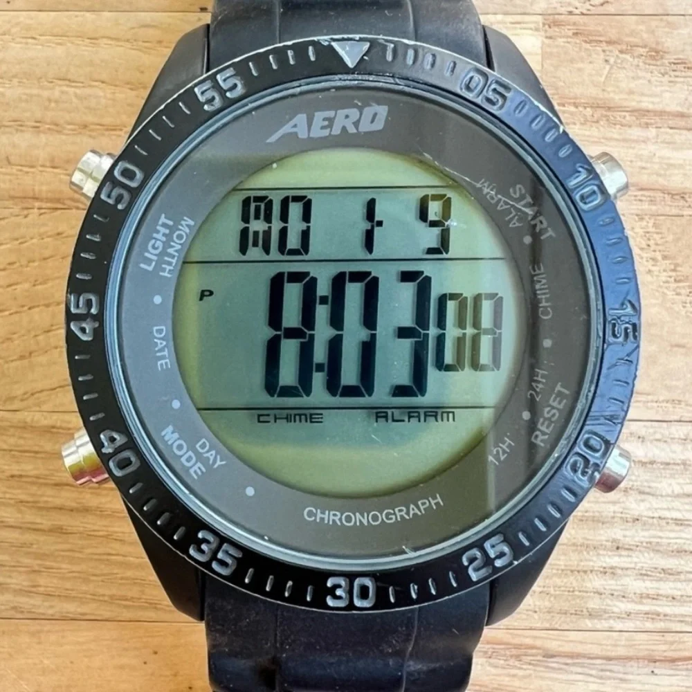 Aero men’s black digital sports watch NEW BATTERY